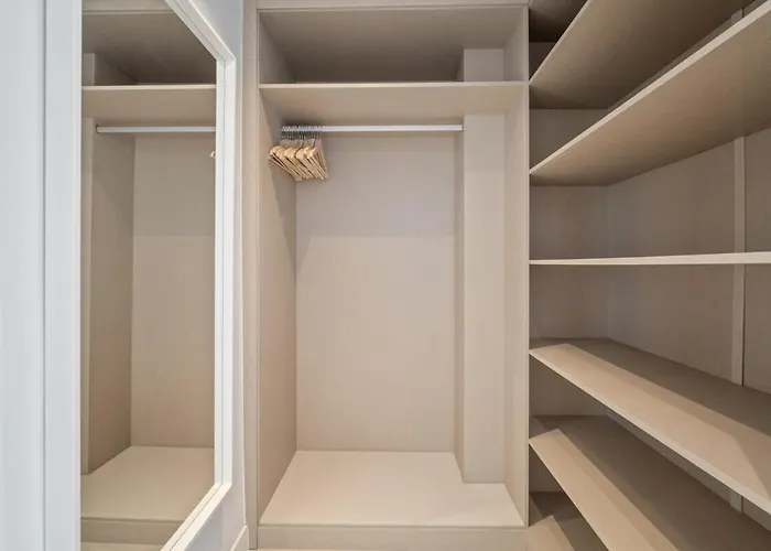 With Sea View And Gym 에스테포나