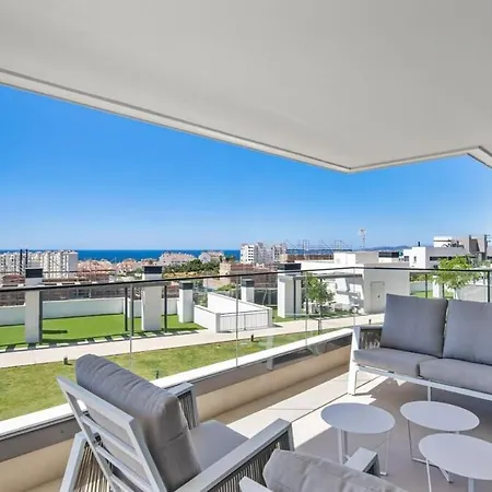 With Sea View And Gym Appartement Estepona
