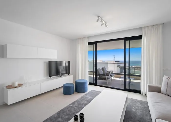 Daire With Sea View And Gym Estepona